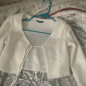 Cute white top